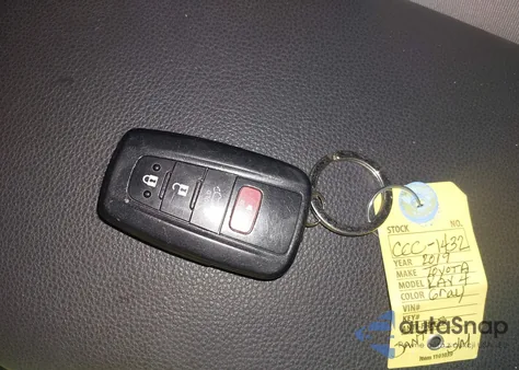 2019 Toyota Rav4 Xle из США, поврежденный, VIN JTMW1RFV3KD009527